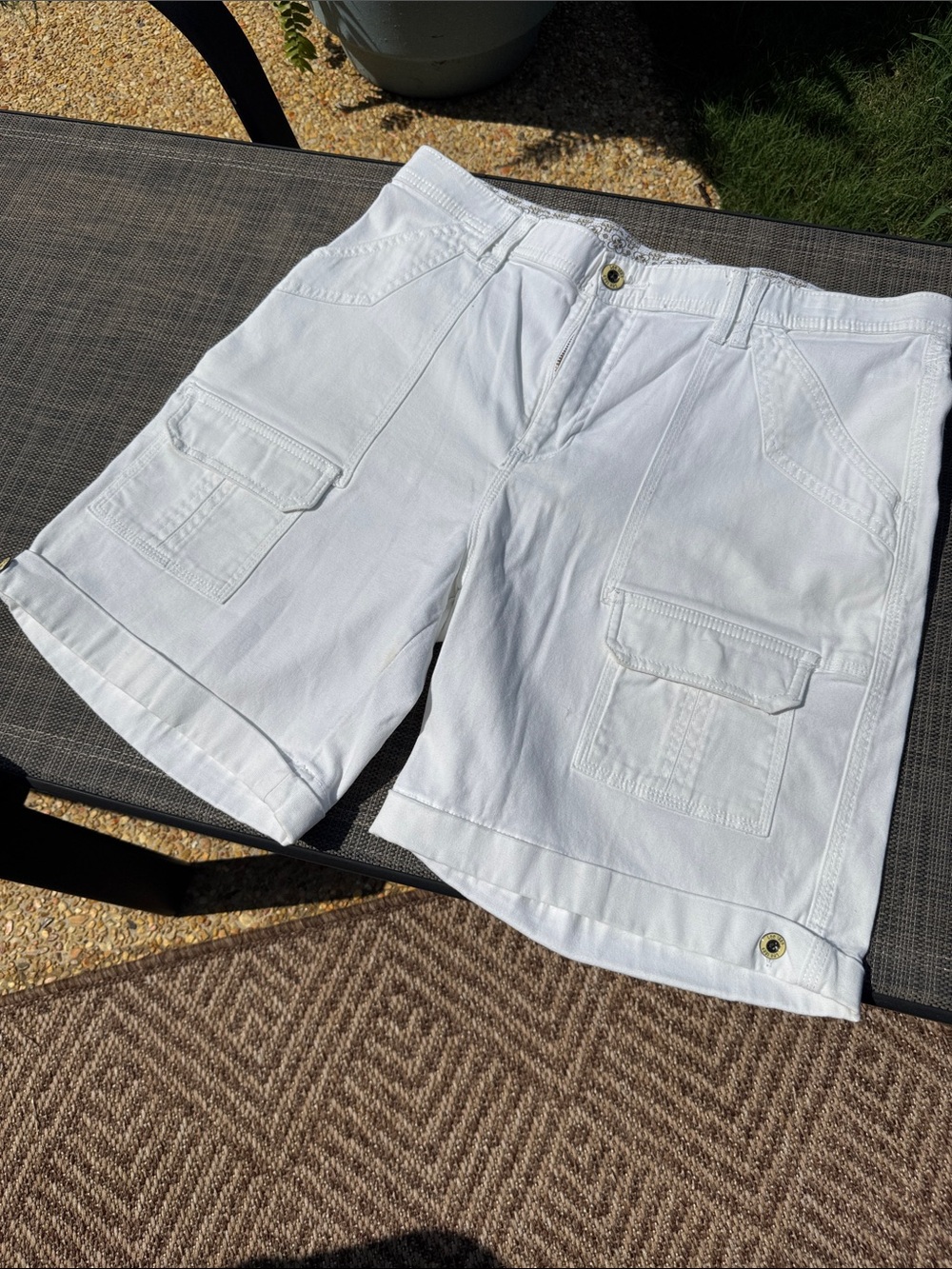 Riders by Lee White Women's Cargo Shorts - Front Pockets 4 , back pockets 2,